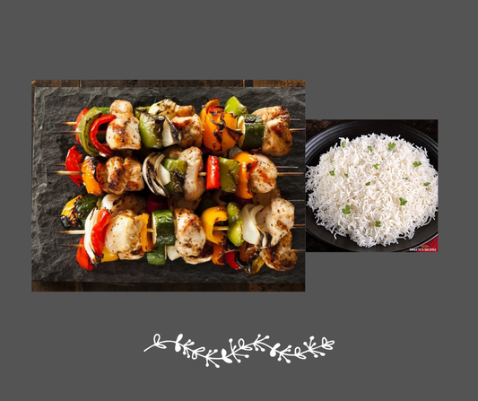 Brochette de poulet glacée à l’érable, riz pilaf et légumes du moment