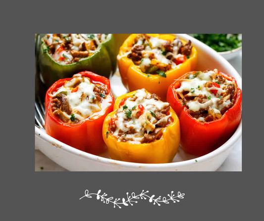 Poivron farci à la mexicaine servi sur riz pilaf